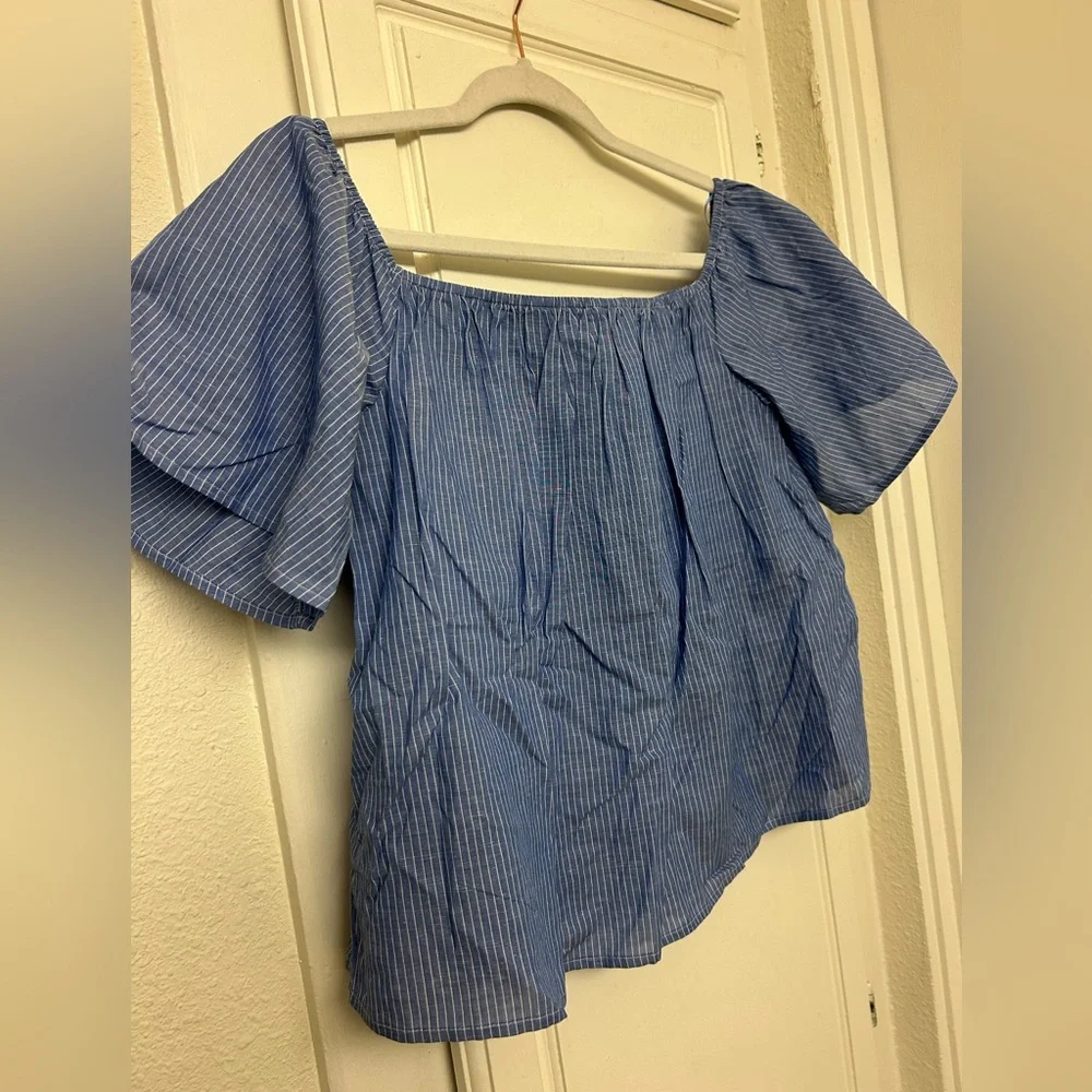 Express Peasant Linen Blend Top Smocked Style Stripes Size Medium Ruffle sleeves - Picture 3 of 8